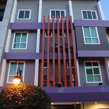 Kl Hotel Labuan Zewnętrze zdjęcie