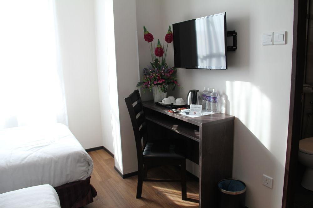 Kl Hotel Labuan Zewnętrze zdjęcie