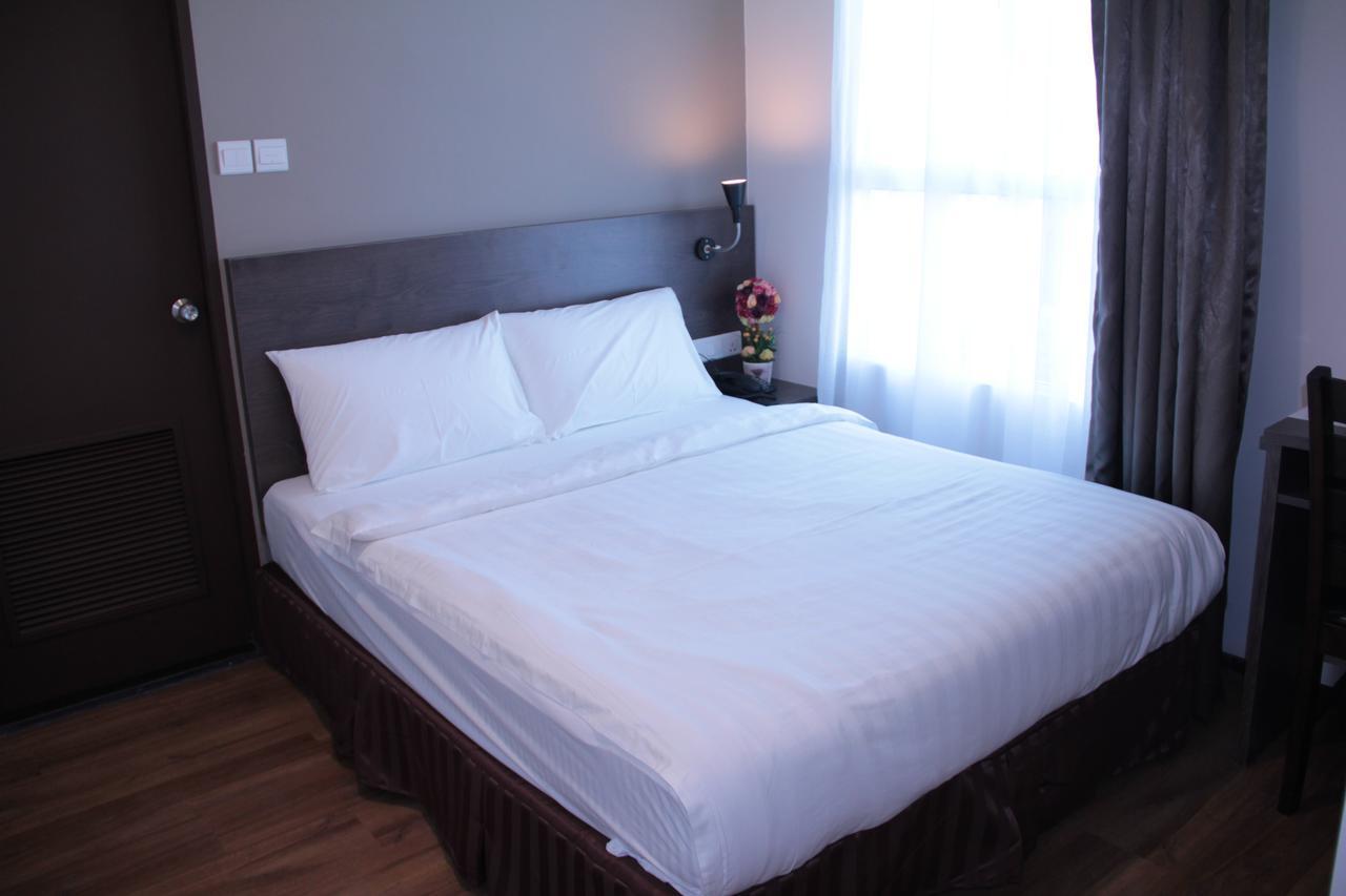 Kl Hotel Labuan Zewnętrze zdjęcie