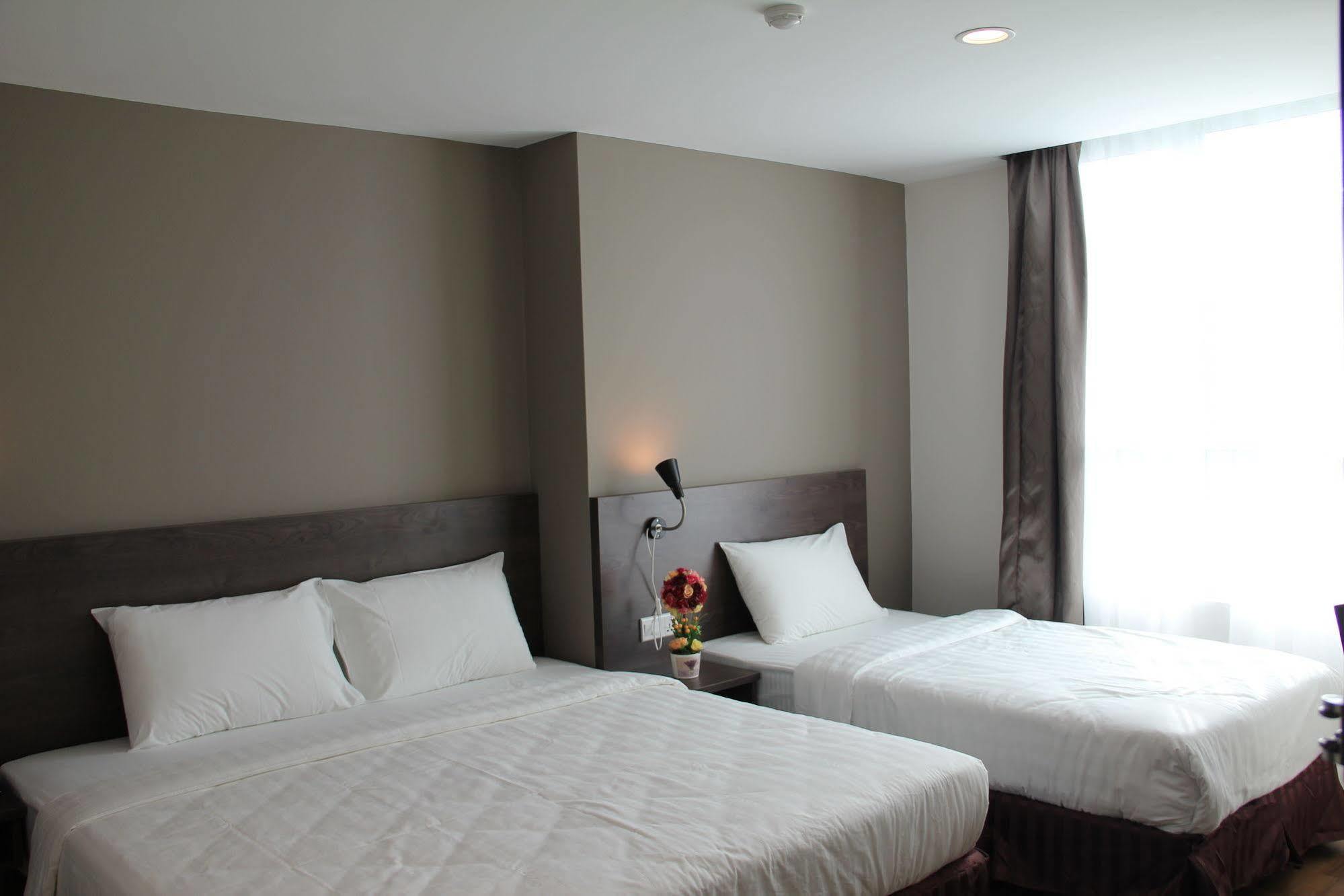 Kl Hotel Labuan Zewnętrze zdjęcie
