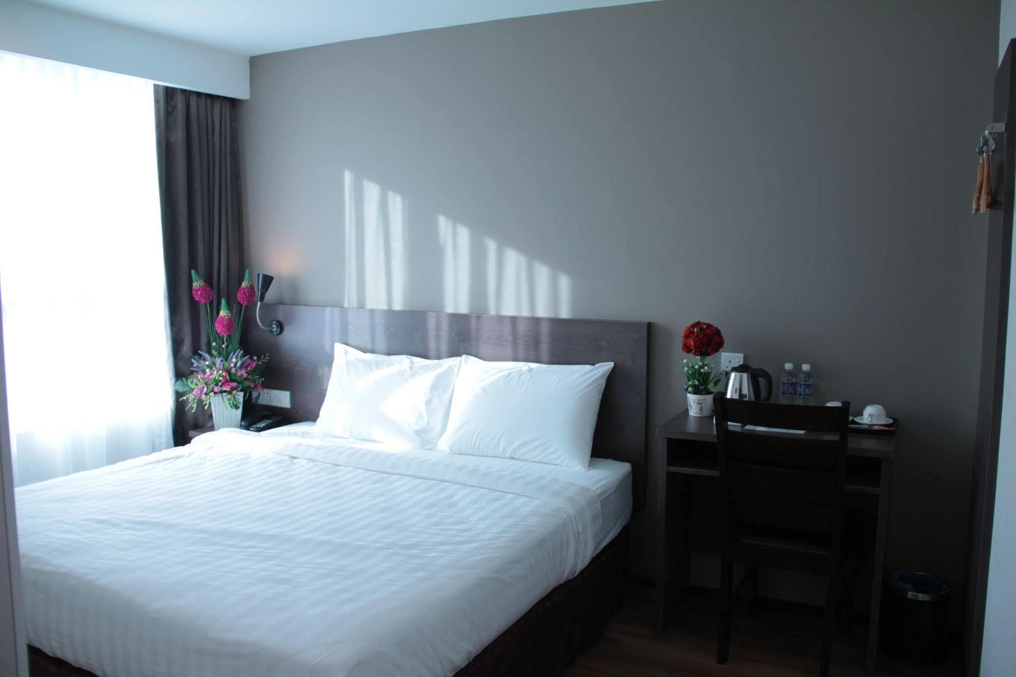 Kl Hotel Labuan Zewnętrze zdjęcie
